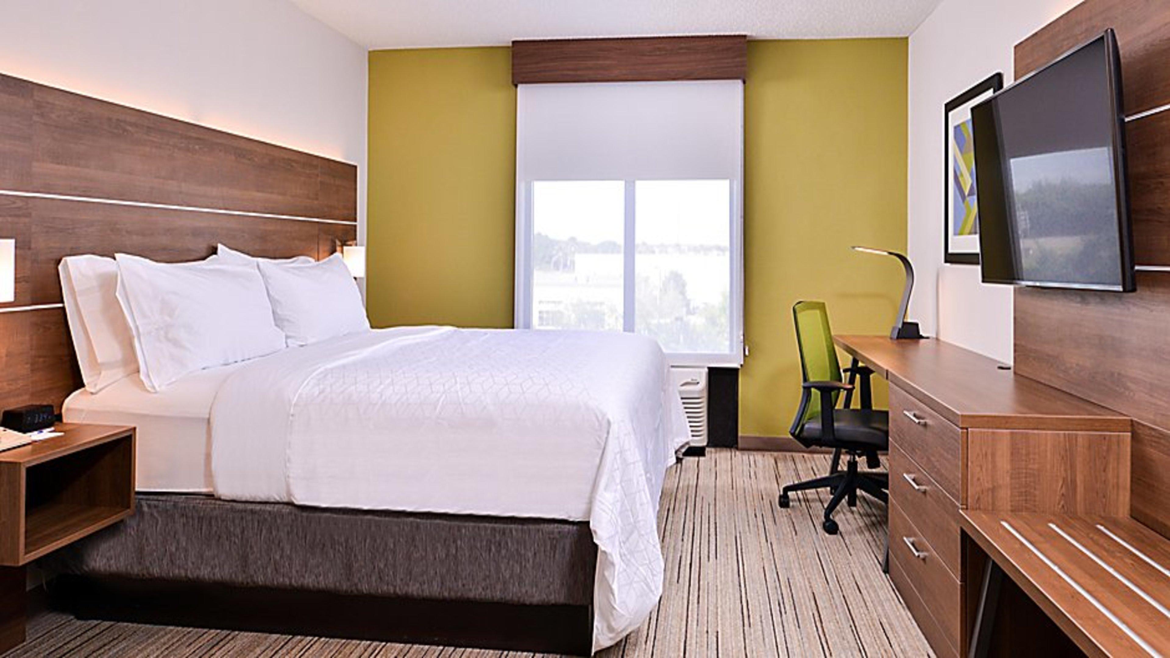 Holiday Inn Express Hotel & Suites Mount Pleasant By Ihg Exterior foto