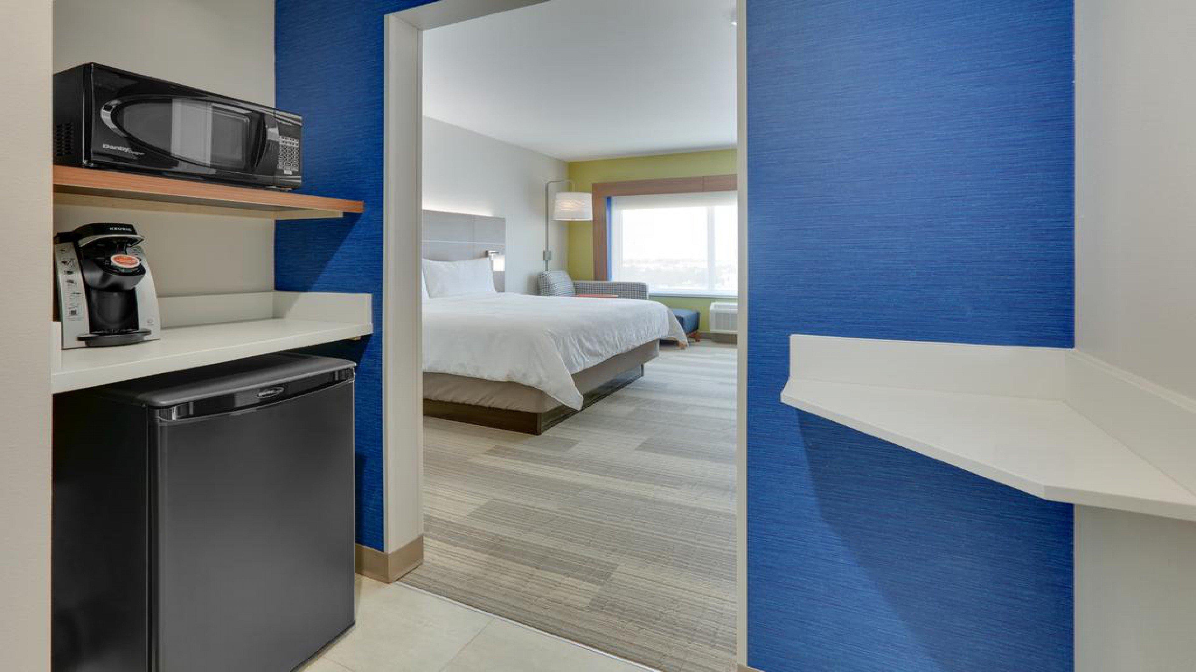 Holiday Inn Express Hotel & Suites Mount Pleasant By Ihg Exterior foto