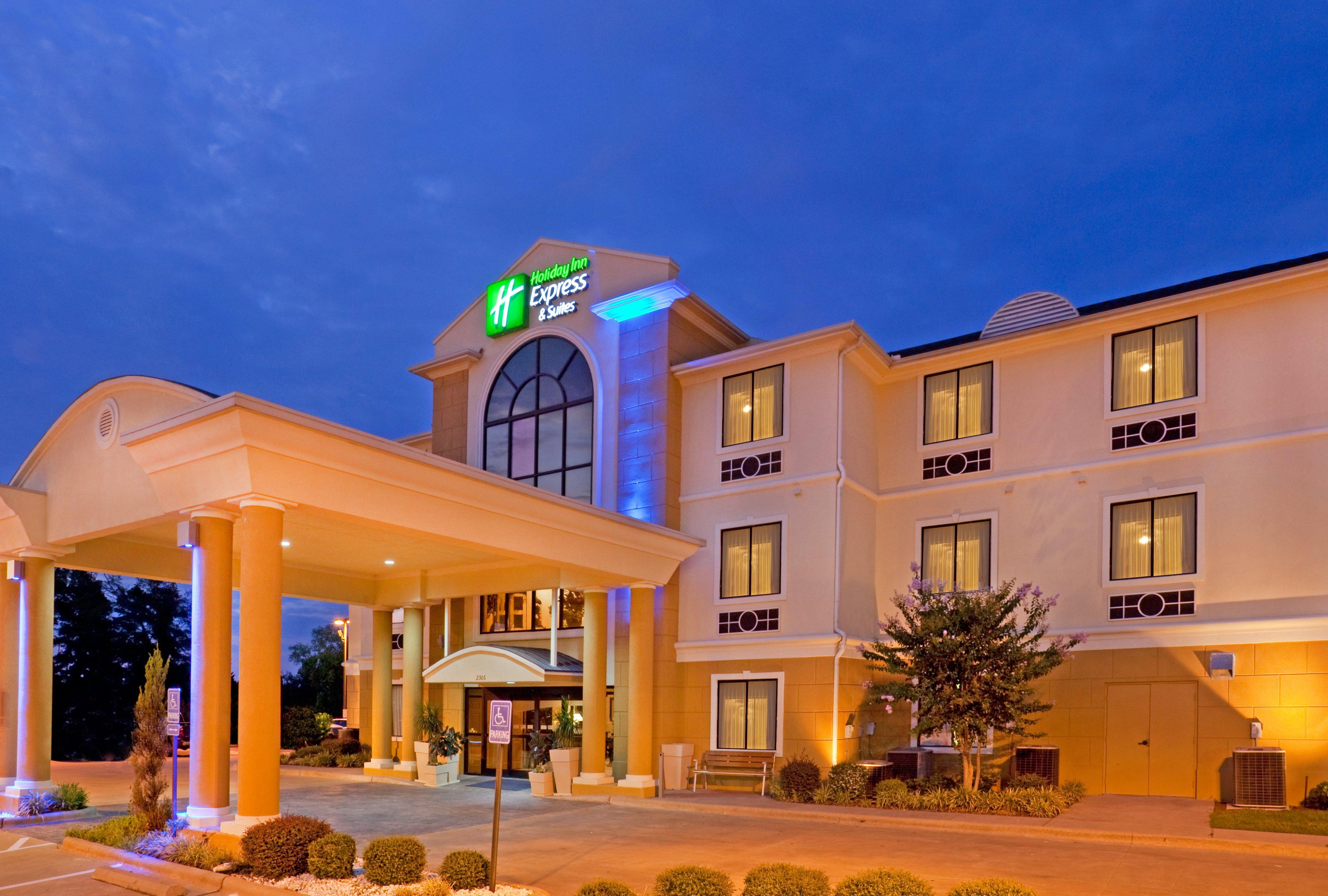 Holiday Inn Express Hotel & Suites Mount Pleasant By Ihg Exterior foto